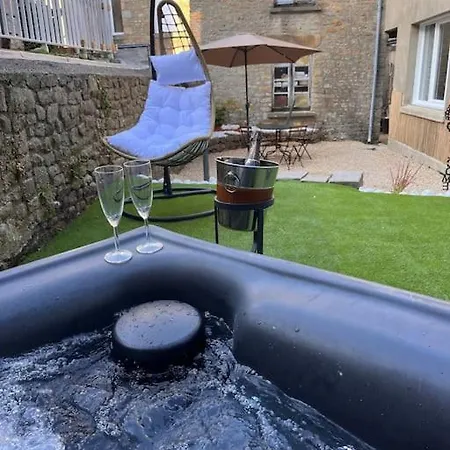 아파트 Beau Loft Proche Mont Saint Michel Jaccuzi Illimite En Plein Centre 아브랑슈