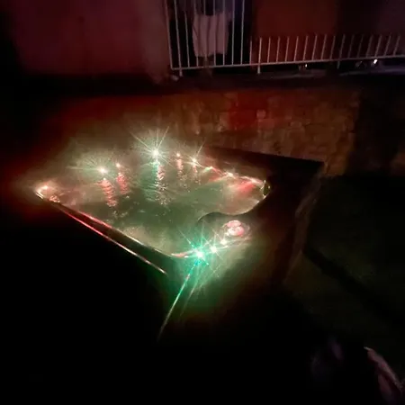 Appartement Beau Loft Proche Mont Saint Michel Jaccuzi Illimité En Plein Centre Avranches