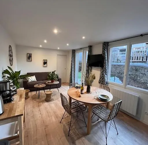 Appartement Beau Loft Proche Mont Saint Michel Jaccuzi Illimité En Plein Centre Avranches