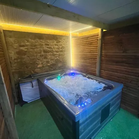 Beau Loft Proche Mont Saint Michel Jaccuzi Illimite En Plein Centre *