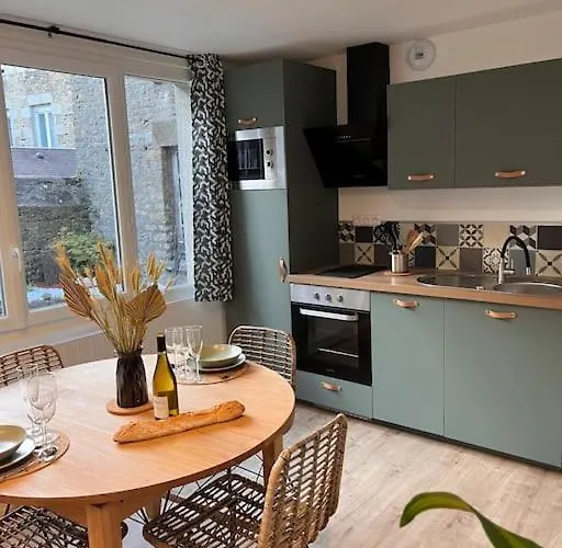 Beau Loft Proche Mont Saint Michel Jaccuzi Illimite En Plein Centre דירה