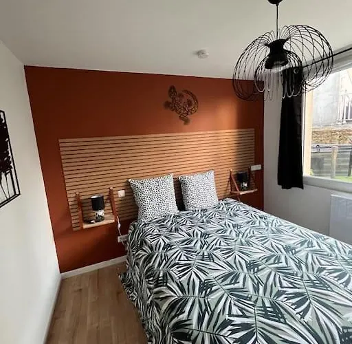 Beau Loft Proche Mont Saint Michel Jaccuzi Illimite En Plein Centre Avranches